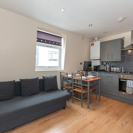 Lovely 3 Bed Apartment In The City Of Londen Buitenkant foto