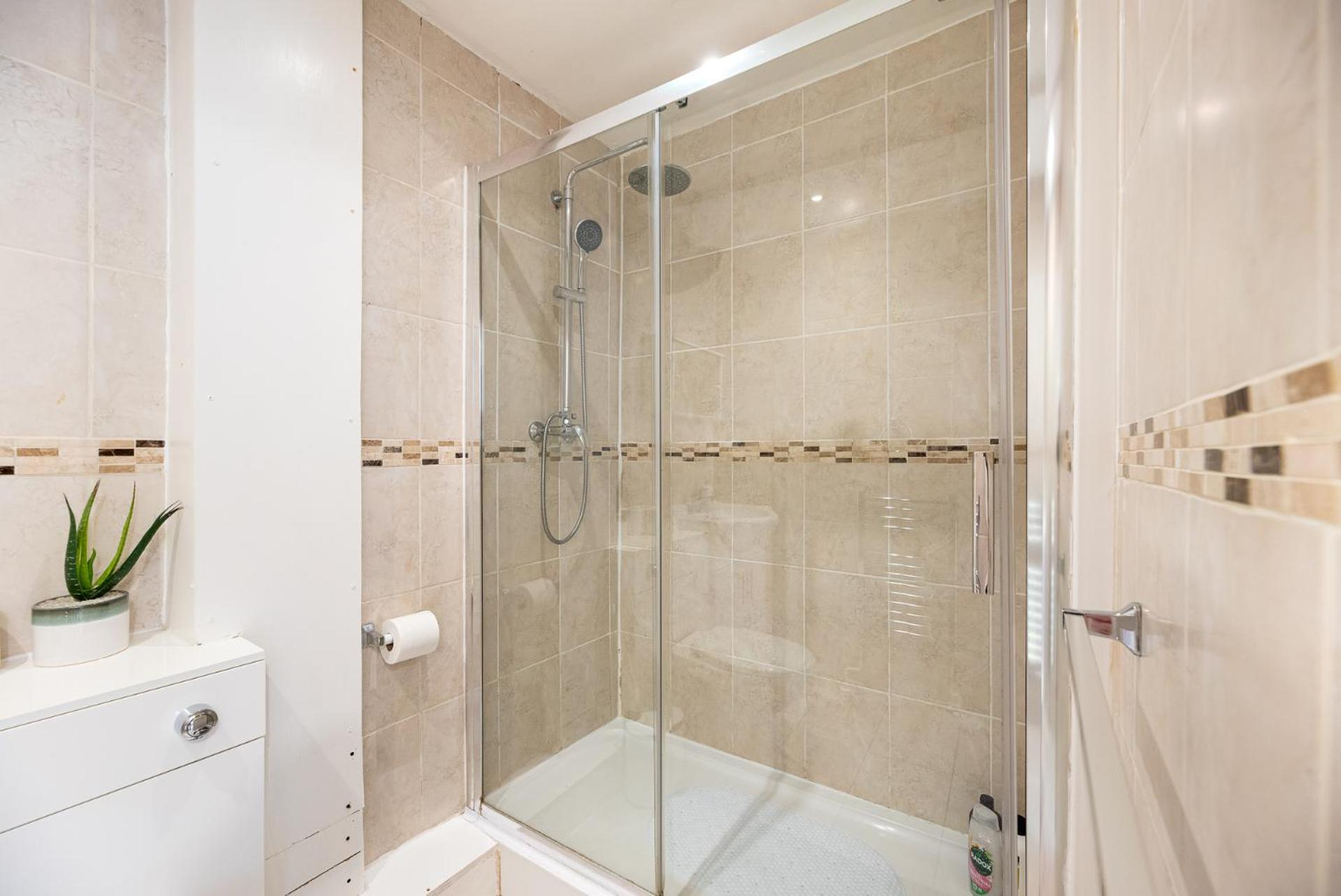 Lovely 3 Bed Apartment In The City Of Londen Buitenkant foto
